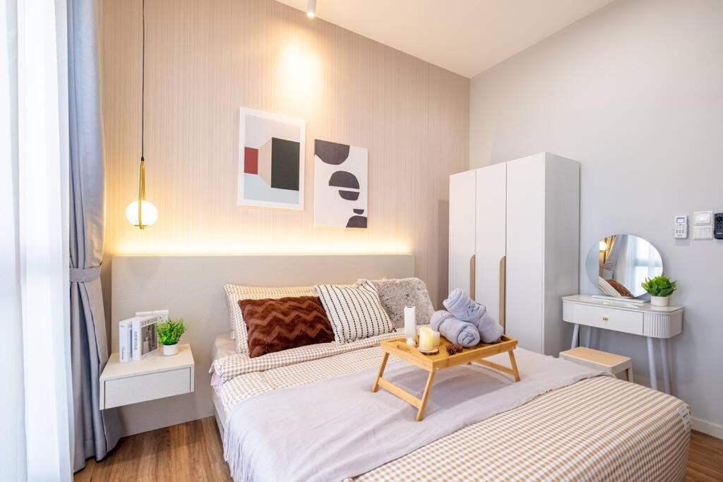 Pangsapuri Modern Cozy Sunway Velocity Two 1min To Mrt Kuala Lumpur